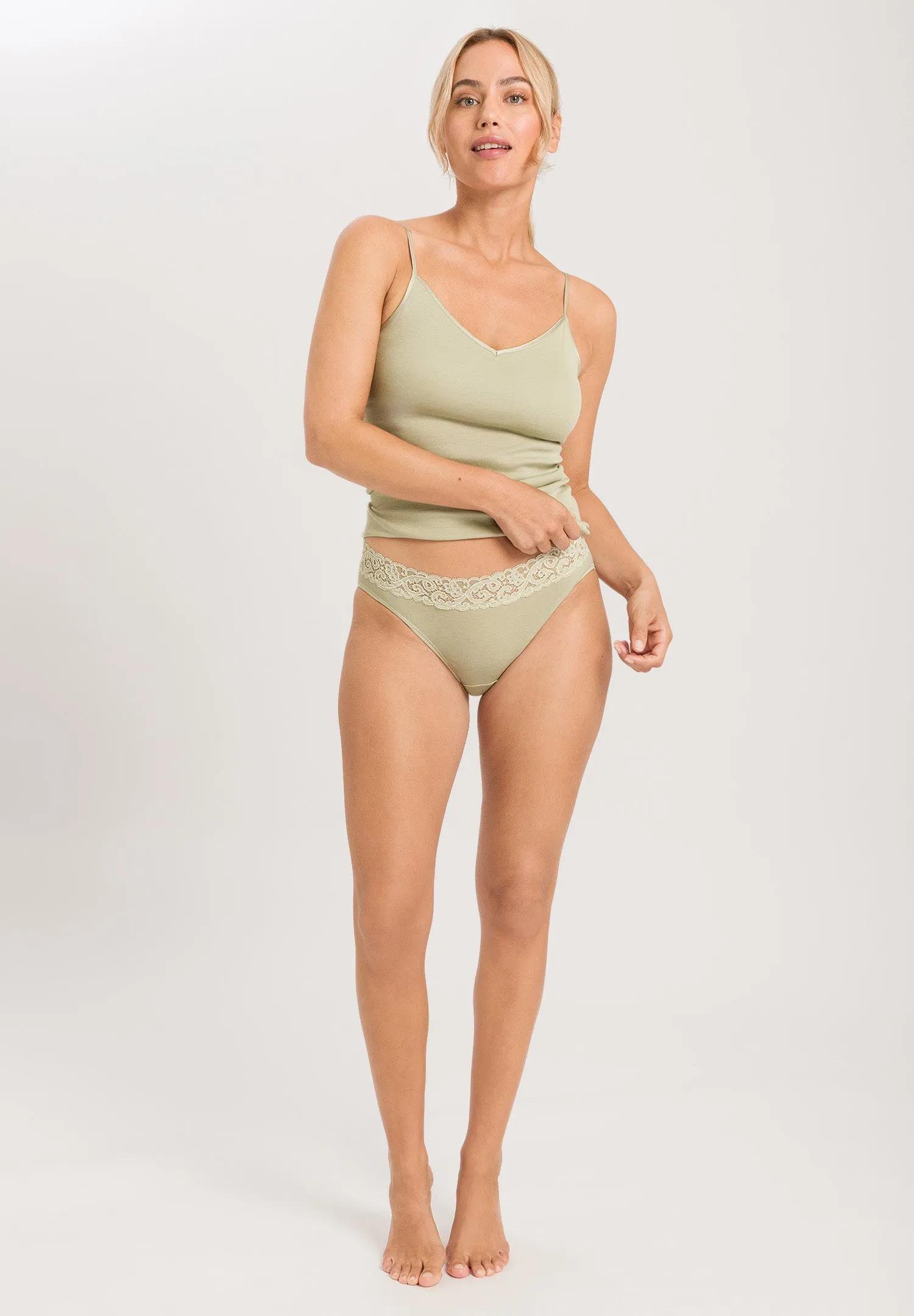 Cotton Seamless Padded Cotton Camisole | Moss Green 71605-2720