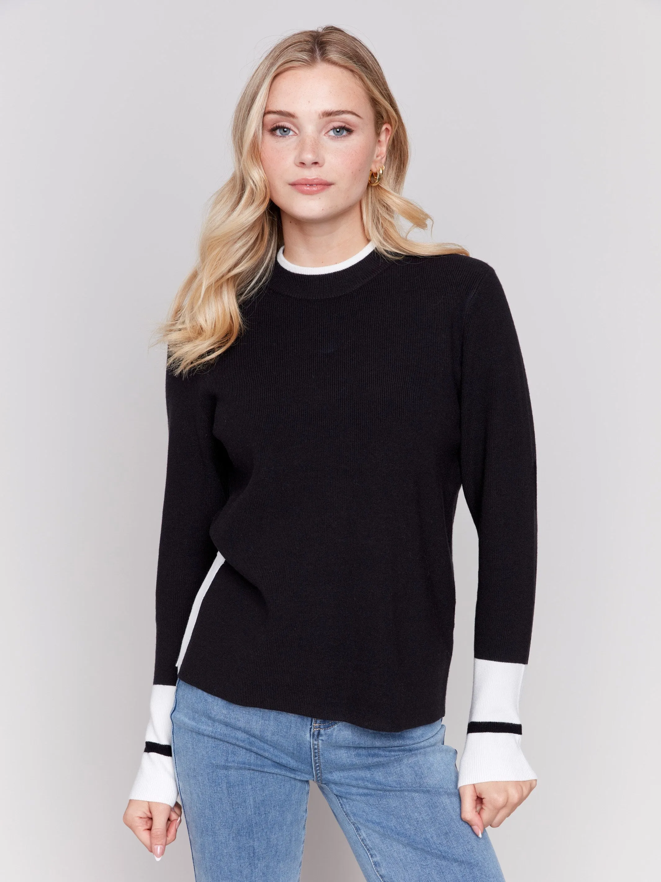 Crew Neck Sweater with Side Slit - Black