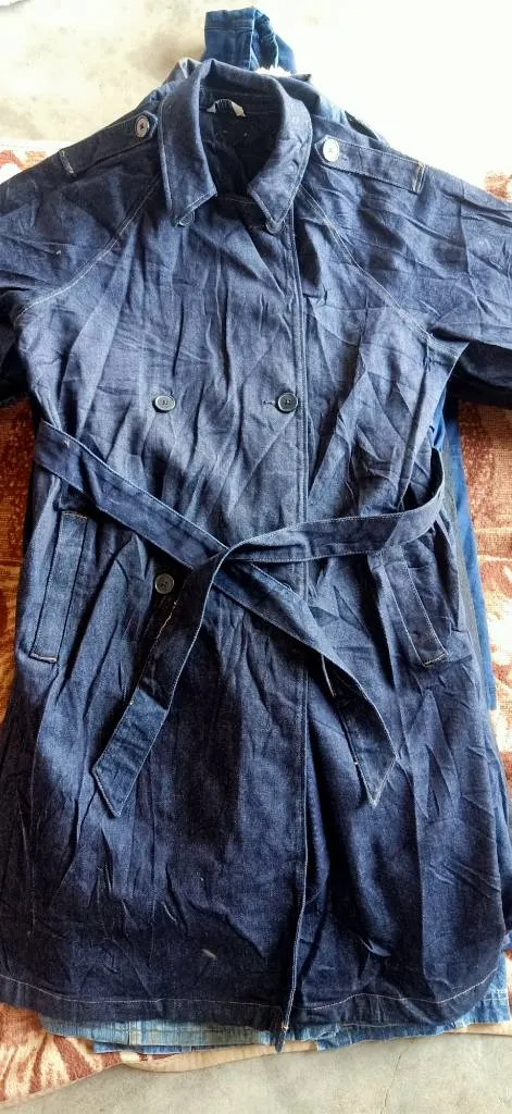 Denim Trench Coat - 20 Pieces