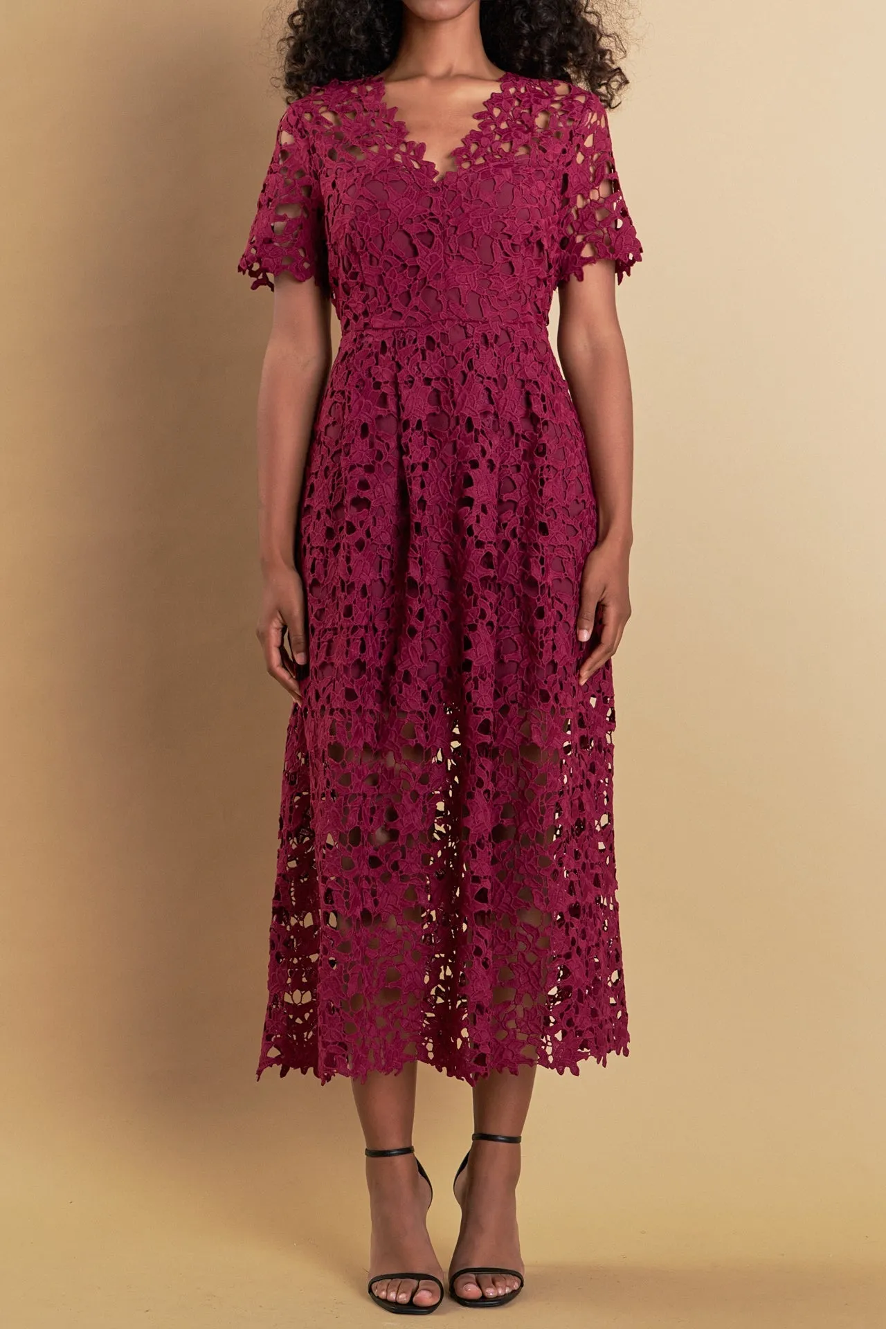 Endless Rose - All Over Lace Short Sleeves Midi Dress