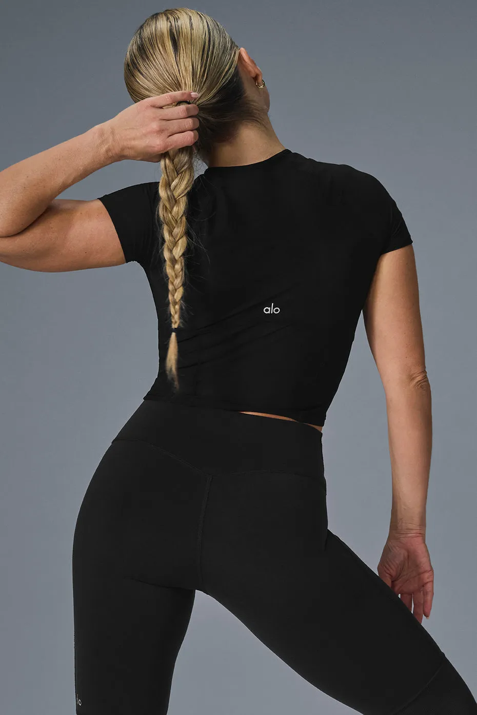 Mesh Cropped Tempo Short Sleeve - Black