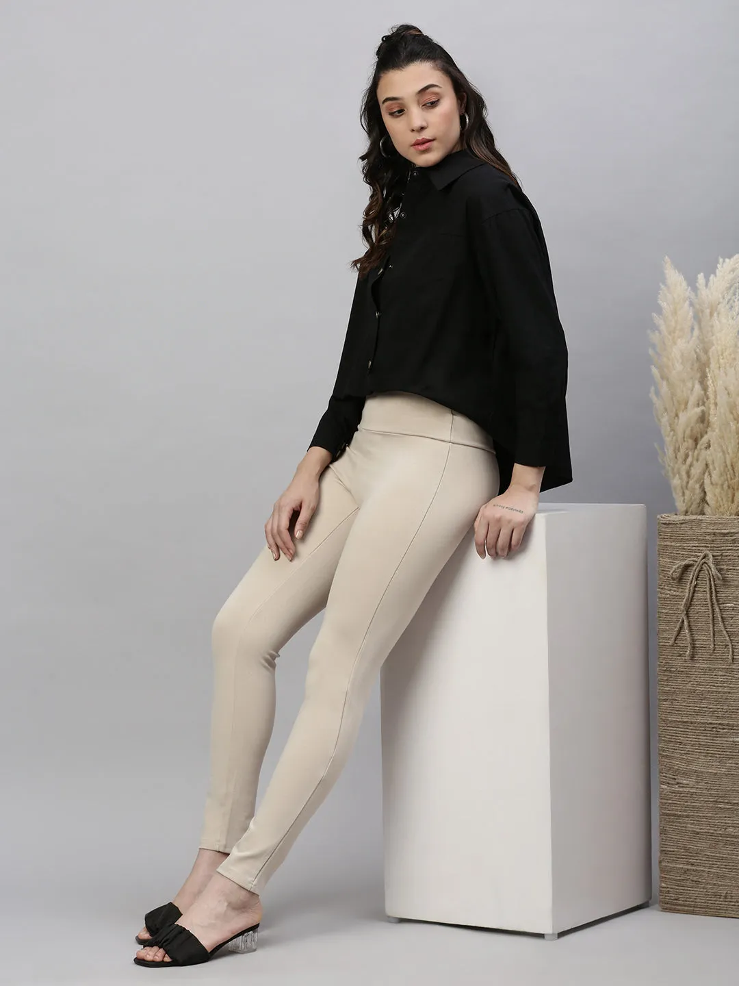 Women Solid  Beige Slim Fit Jeggings